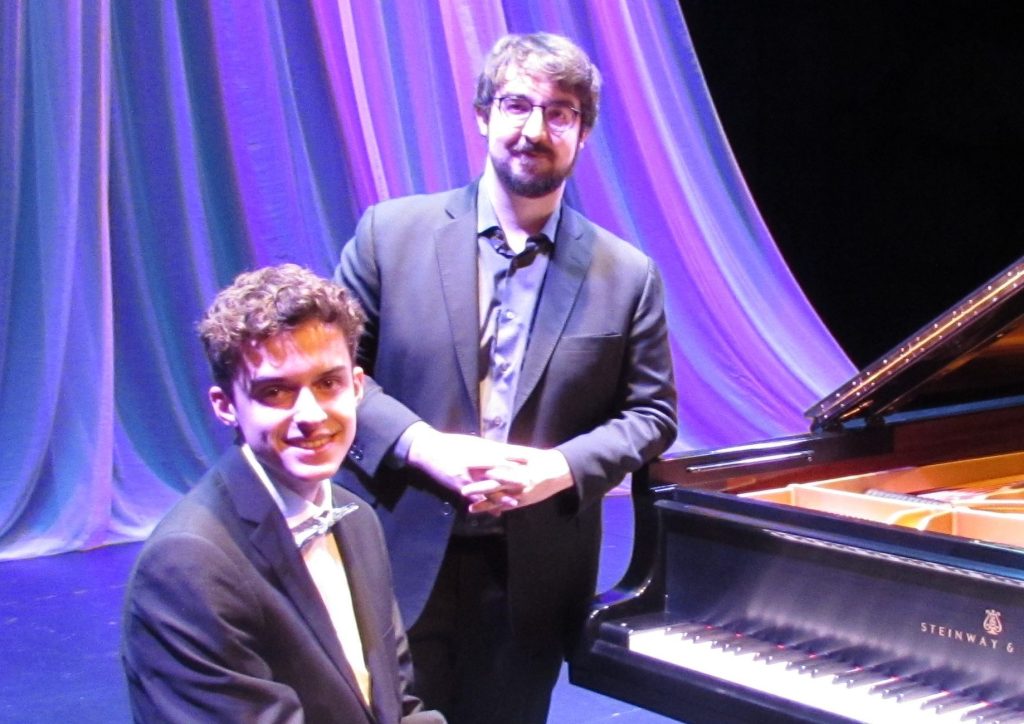 Supernatural Concert from Two Talented&nbsp;Pianists!